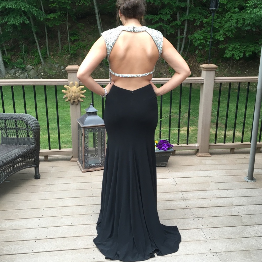 Black prom dress